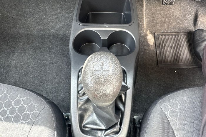 2014 Mitsubishi Mirage ES