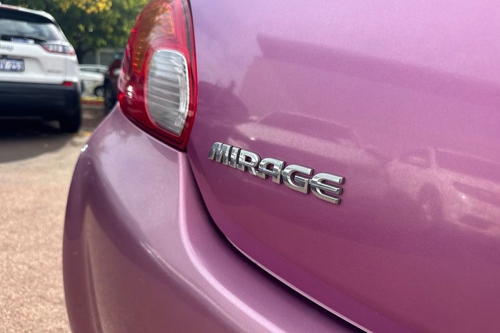 2014 Mitsubishi Mirage ES
