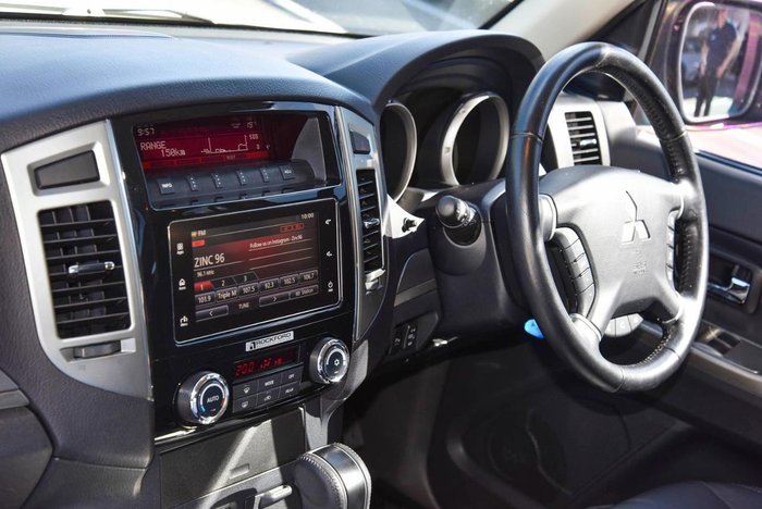 2019 Mitsubishi Pajero