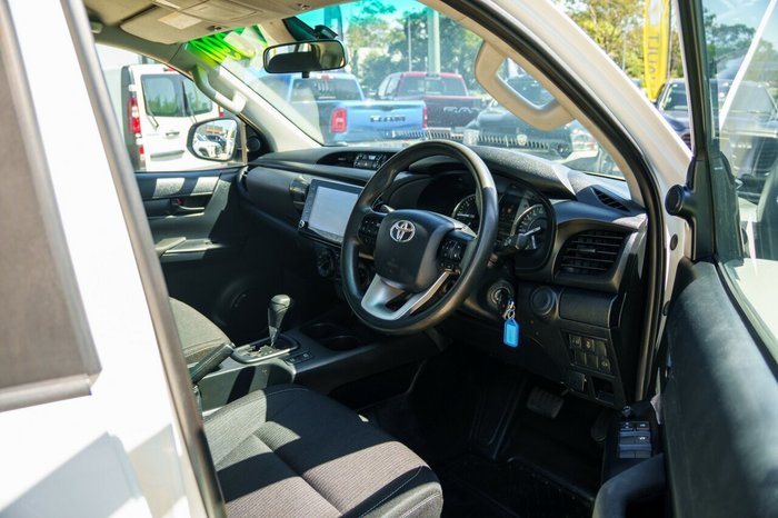 2021 Toyota Hilux SR