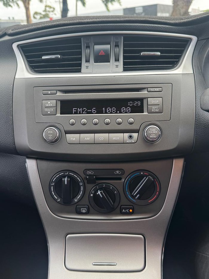 2013 Nissan Pulsar ST