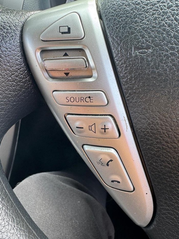 2013 Nissan Pulsar ST