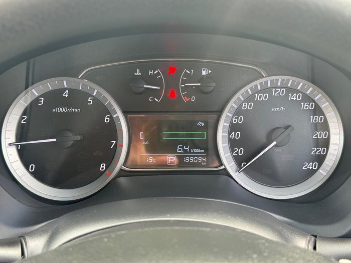 2013 Nissan Pulsar ST