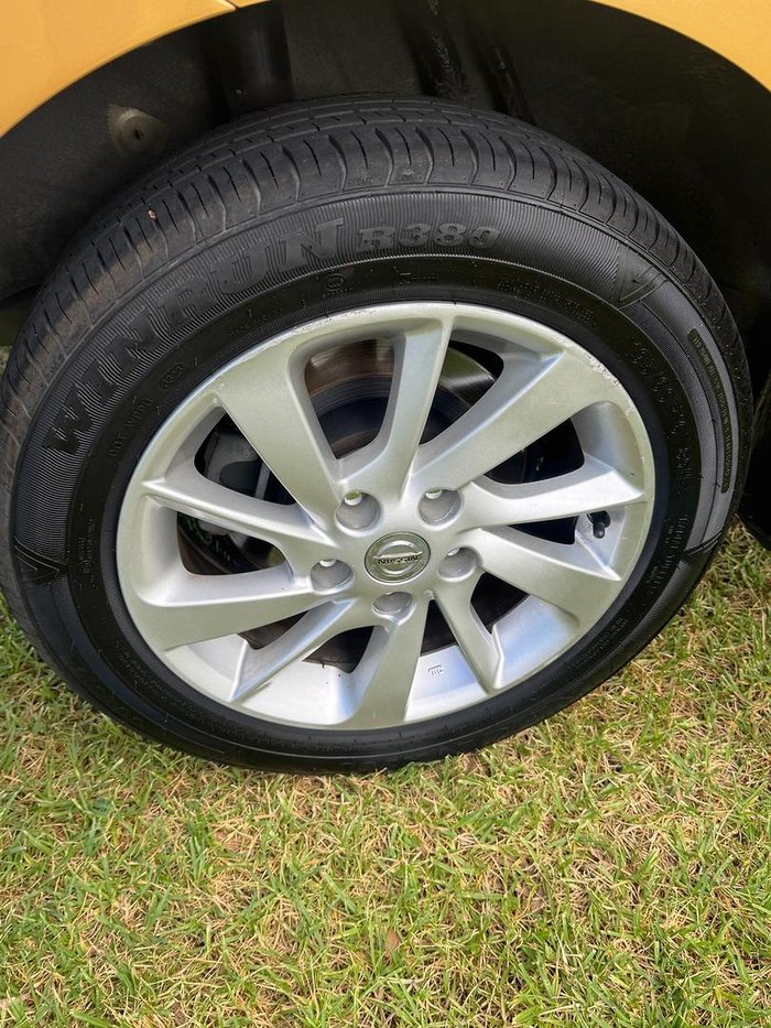 2013 Nissan Pulsar ST
