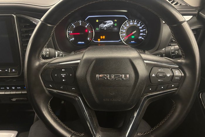2022 Isuzu MU-X LS-U