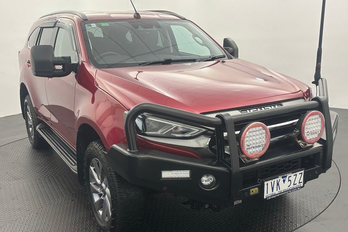 2022 Isuzu MU-X LS-U
