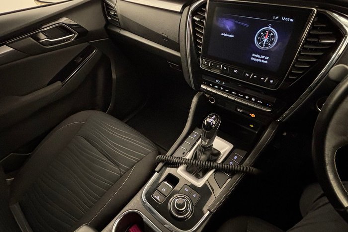2022 Isuzu MU-X LS-U