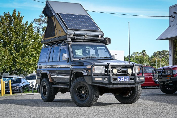 2011 Toyota Landcruiser GXL