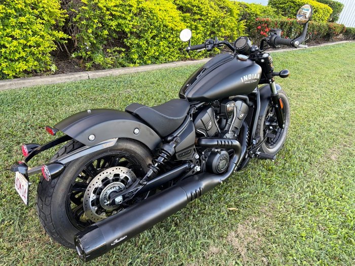 2025 INDIAN SCOUT BOBBER Black