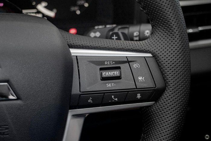 2025 Mitsubishi Outlander LS