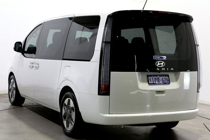 2025 Hyundai STARIA