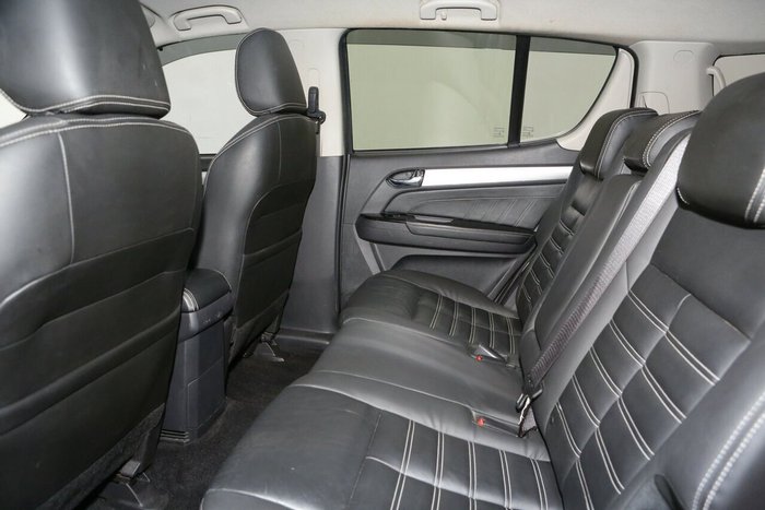 2019 Isuzu MU-X LS-T
