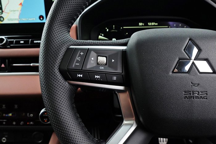 2025 Mitsubishi Outlander Exceed Tourer