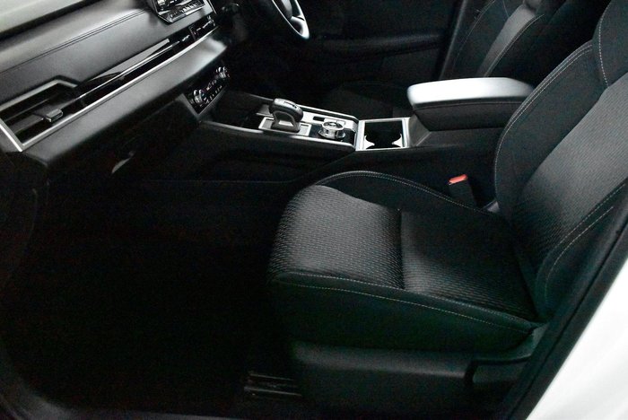 2022 Mitsubishi Outlander LS