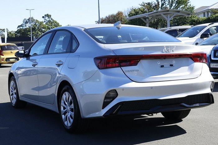 2024 Kia Cerato S