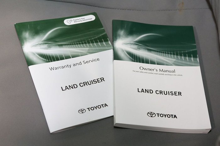 2025 Toyota Landcruiser GXL