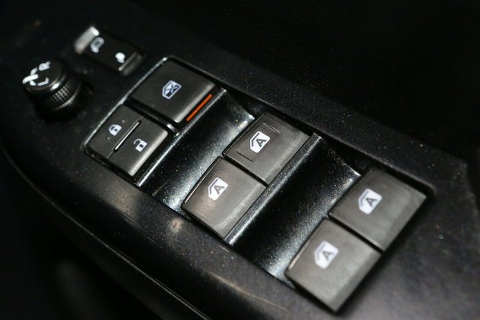 2023 Toyota Hilux Rogue