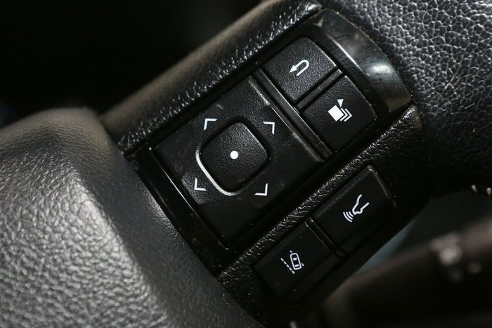 2023 Toyota Hilux Rogue