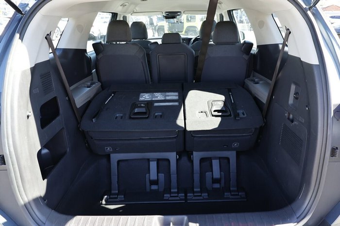 2024 Kia Carnival S