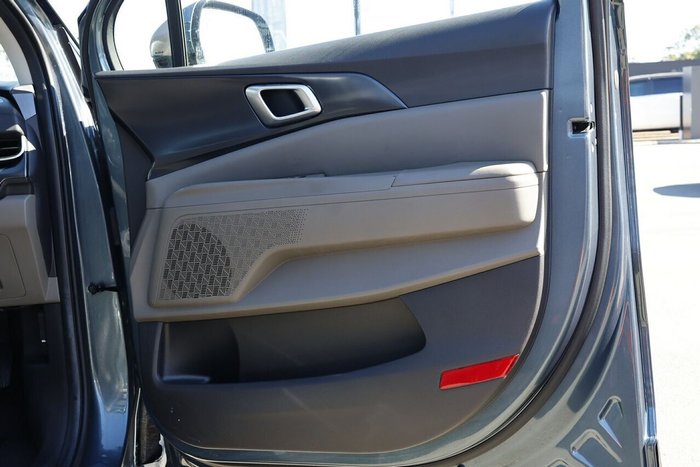 2024 Kia Carnival S