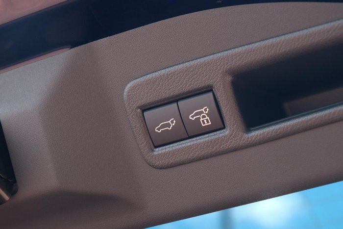 2025 Subaru Solterra AWD Touring