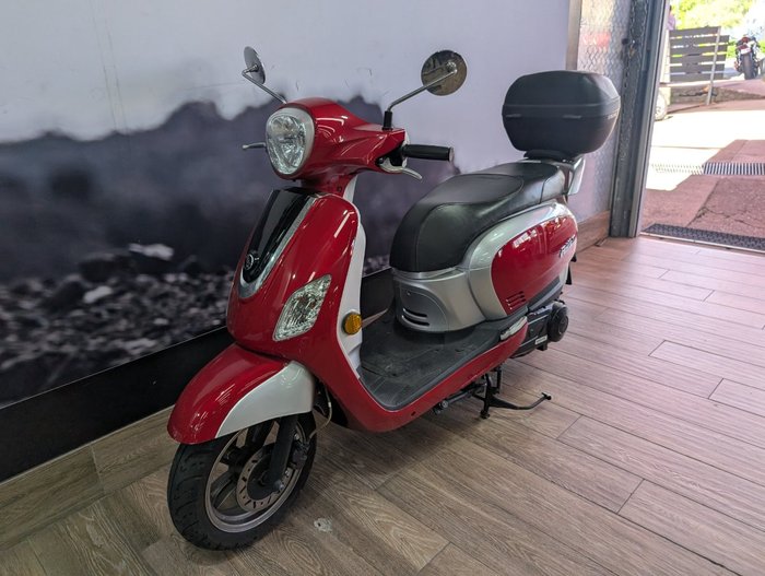2017 SYM SYMPHONY ST 200i RED