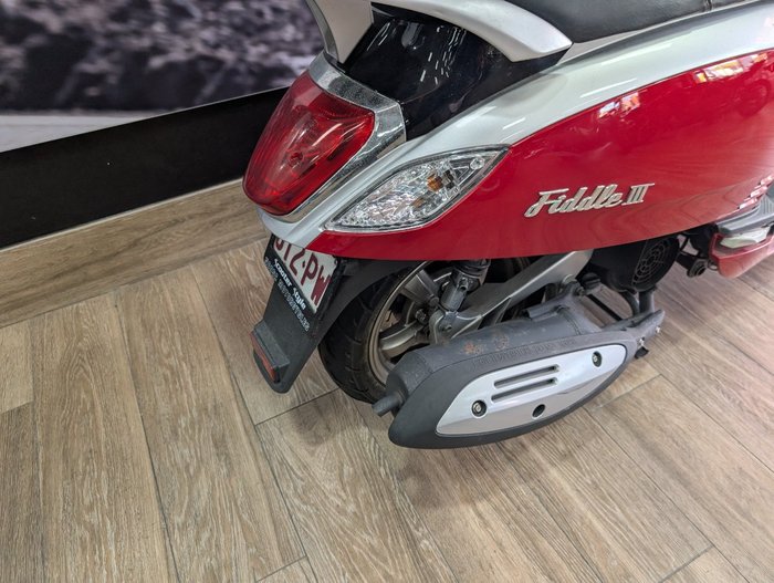 2017 SYM SYMPHONY ST 200i RED