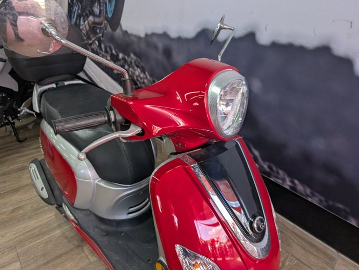 2017 SYM SYMPHONY ST 200i RED