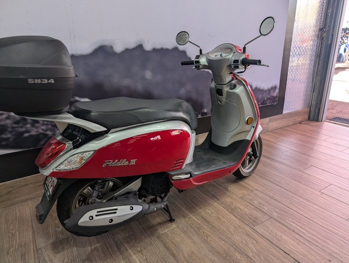 2017 SYM SYMPHONY ST 200i RED