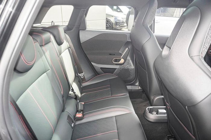 2025 MINI Aceman JCW E Favoured