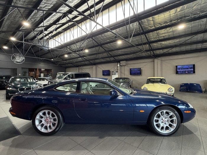 2001 Jaguar XKR Classic