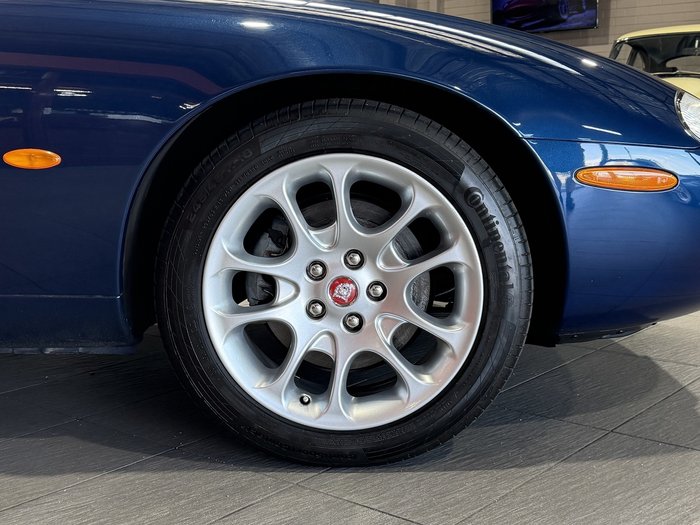 2001 Jaguar XKR Classic