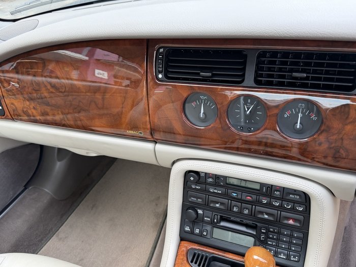 2001 Jaguar XKR Classic