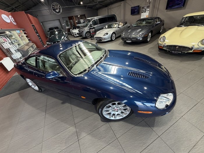 2001 Jaguar XKR Classic