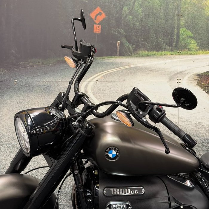 2023 BMW Motorrad R 18 CLASSIC KHAKI