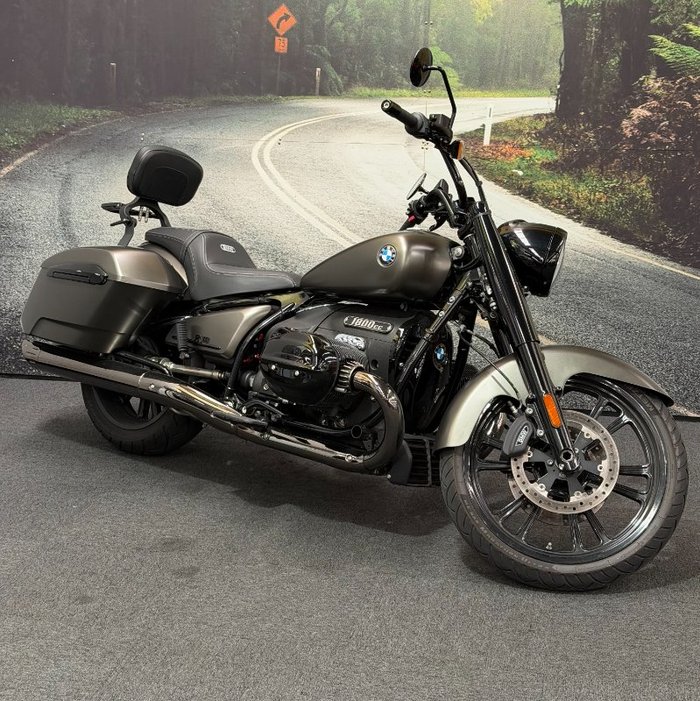 2023 BMW Motorrad R 18 CLASSIC KHAKI