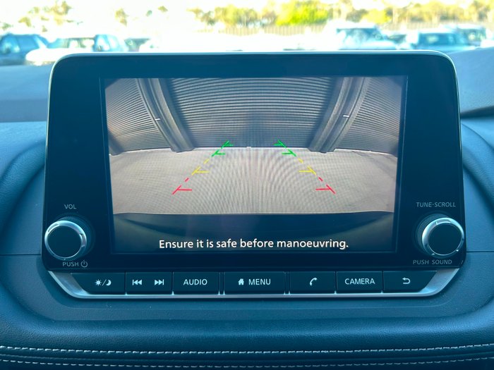 2025 Nissan X-TRAIL ST