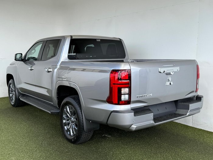 2025 Mitsubishi Triton GLS
