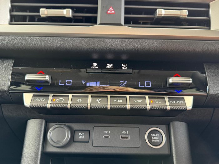 2025 Mitsubishi Triton GLS