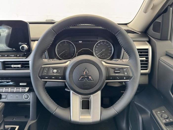 2025 Mitsubishi Triton GLS