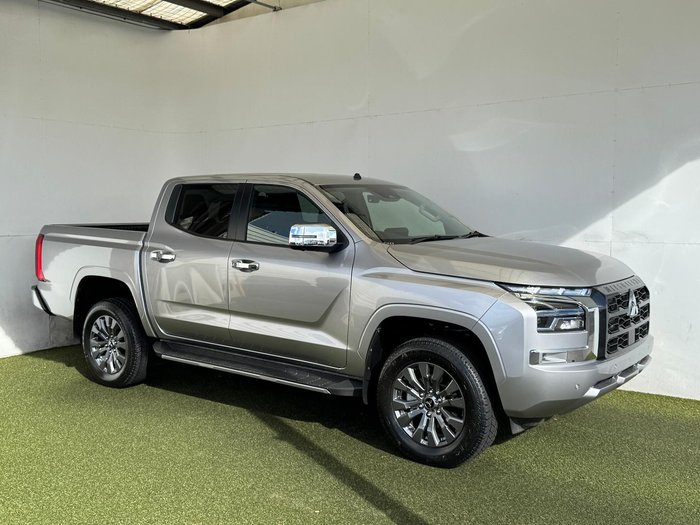 2025 Mitsubishi Triton GLS