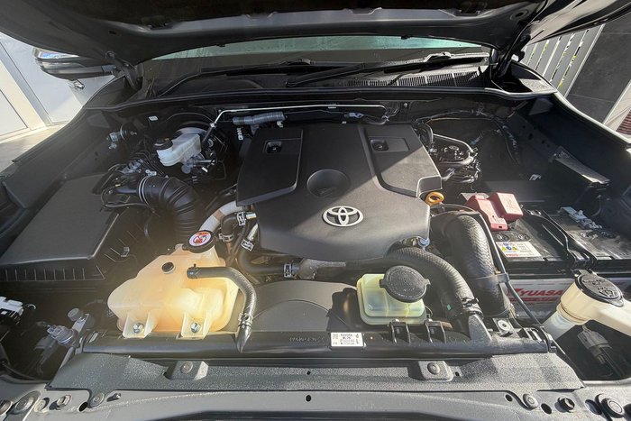 2021 Toyota Hilux SR5