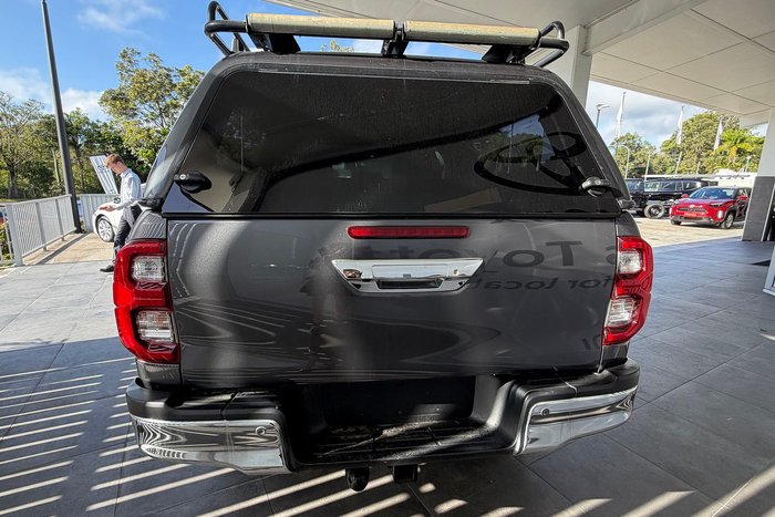2021 Toyota Hilux SR5