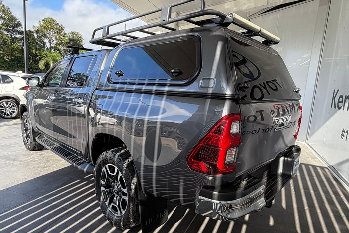 2021 Toyota Hilux SR5