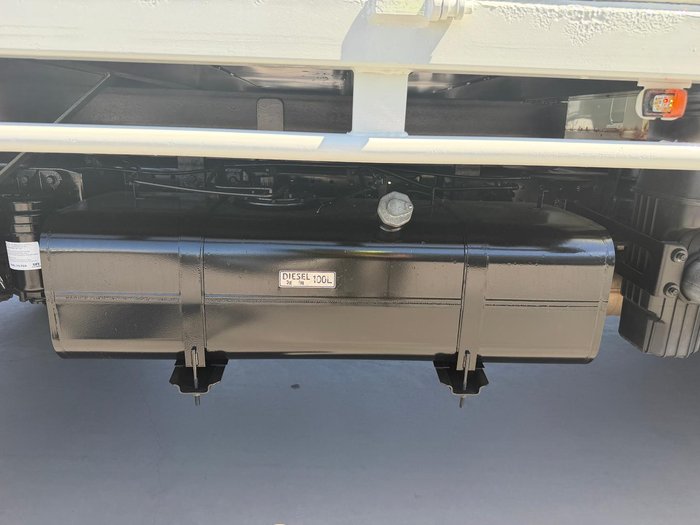 2020 Fuso Canter 815