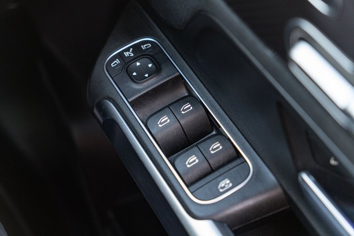 2021 Mercedes-Benz GLB-Class GLB250