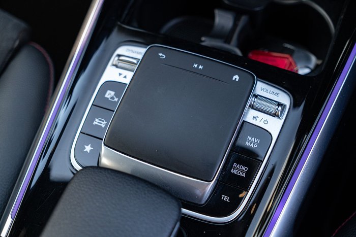 2021 Mercedes-Benz GLB-Class GLB250