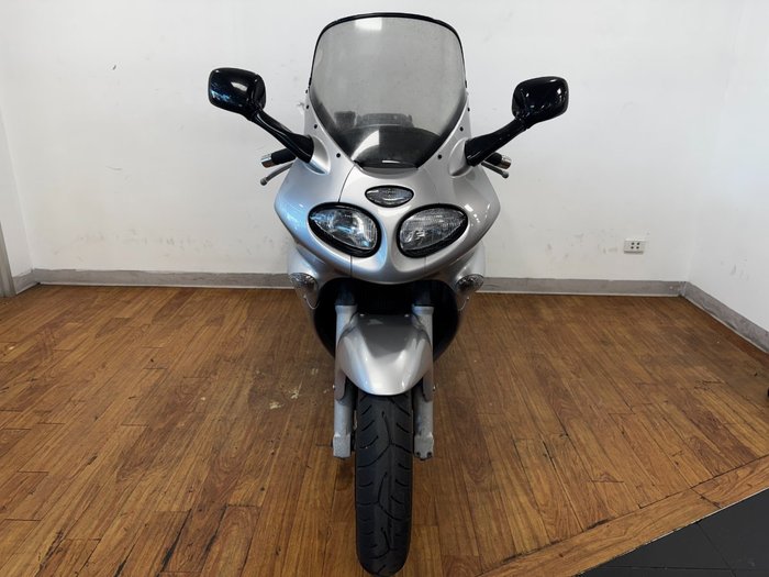 2002 Triumph SPRINT ST SILVER