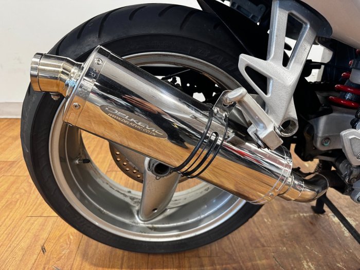 2002 Triumph SPRINT ST SILVER