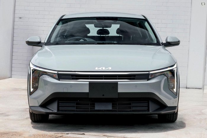 2025 Kia K4 S